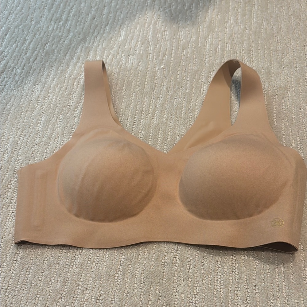 Tan Seamless T-Shirt Bra with Supportive Underwire
